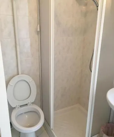 Azzurro Hotel 2*