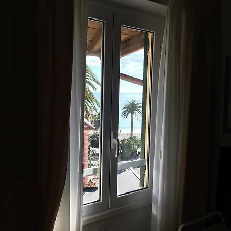 Azzurro Varazze
